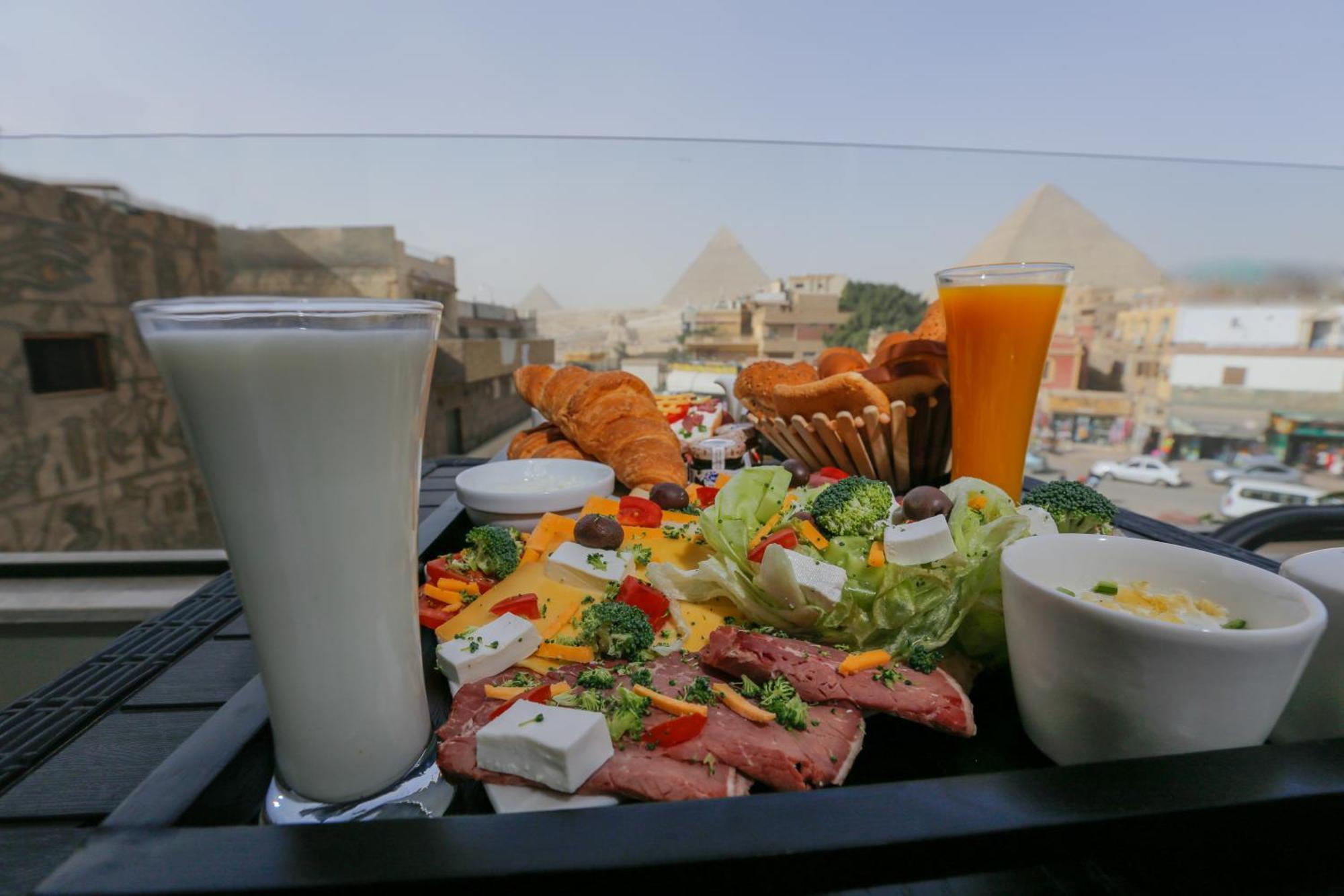 Steps In Pyramids View Hotel Kafrat al Jabal Exterior photo